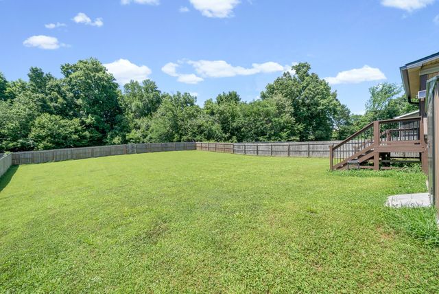 789 Banister Dr, Clarksville, TN 37042