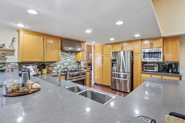 14304 Kendra Court, Poway, CA 92064