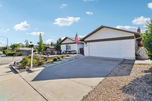 14304 Kendra Court, Poway, CA 92064