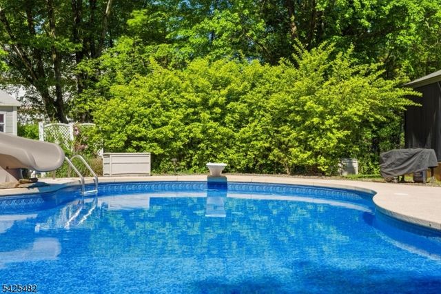 11 BARBARA DRIVE, Hillsborough Twp., NJ 08844