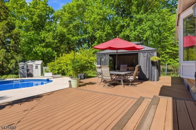 11 BARBARA DRIVE, Hillsborough Twp., NJ 08844