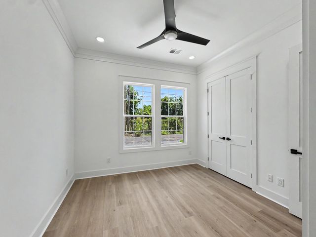 1988 Irving Avenue, North Charleston, SC 29405
