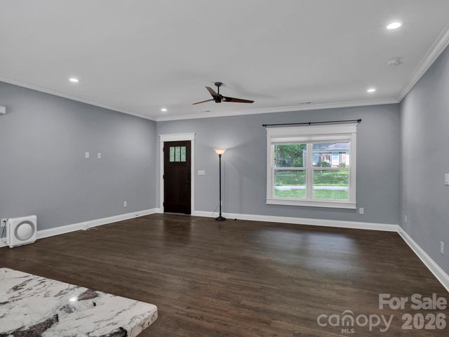 216 Paradise Drive, Belmont, NC 28012