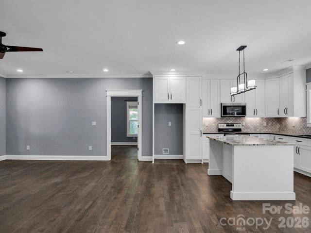 216 Paradise Drive, Belmont, NC 28012