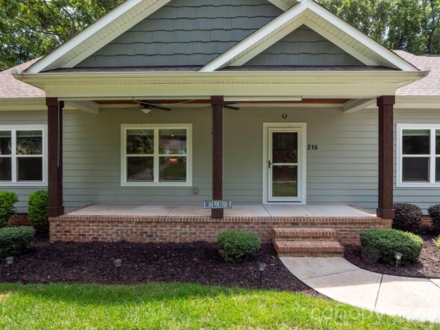 216 Paradise Drive, Belmont, NC 28012