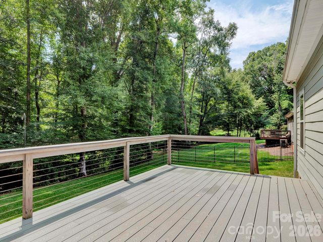 216 Paradise Drive, Belmont, NC 28012