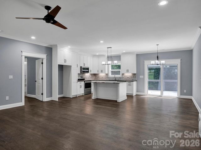 216 Paradise Drive, Belmont, NC 28012