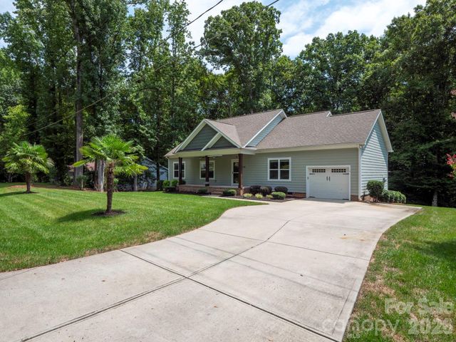 216 Paradise Drive, Belmont, NC 28012
