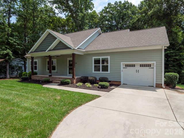 216 Paradise Drive, Belmont, NC 28012