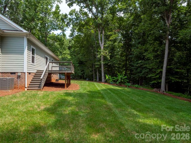 216 Paradise Drive, Belmont, NC 28012