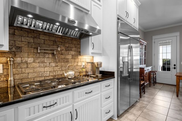 1421 Lawrence Ln, Springfield, TN 37172