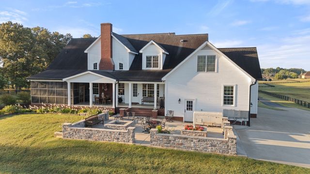 1421 Lawrence Ln, Springfield, TN 37172