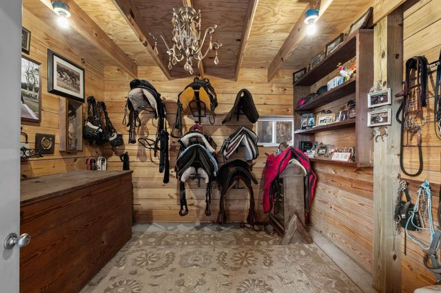 1421 Lawrence Ln, Springfield, TN 37172