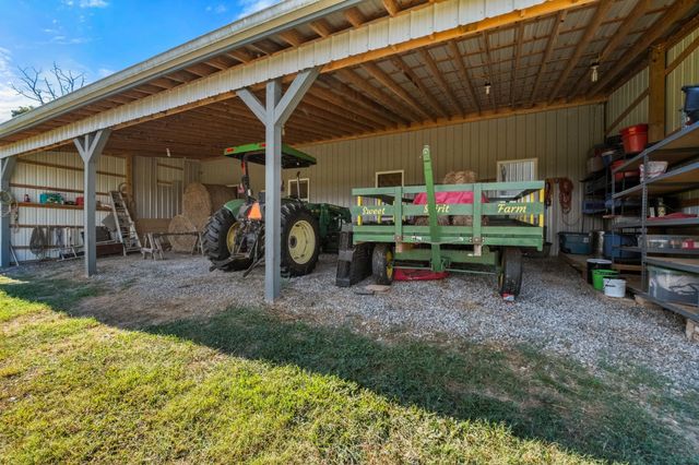 1421 Lawrence Ln, Springfield, TN 37172