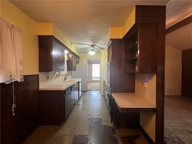4901 French Dr, Corpus Christi, TX 78411