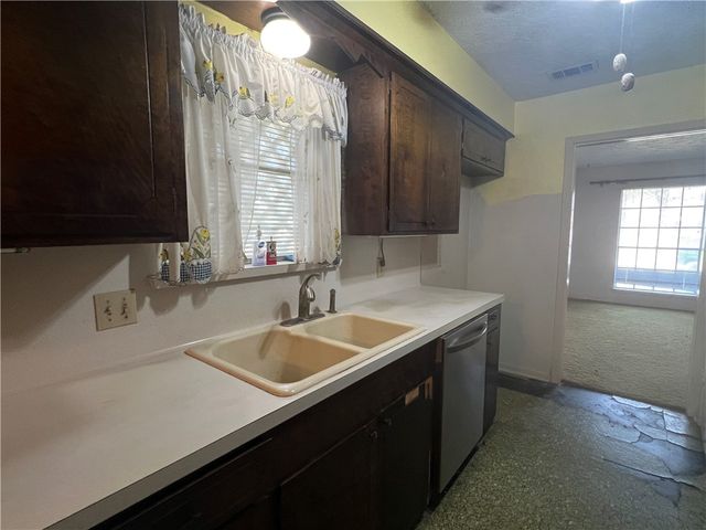 4901 French Dr, Corpus Christi, TX 78411
