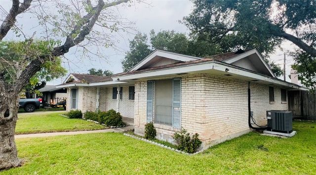 4901 French Dr, Corpus Christi, TX 78411