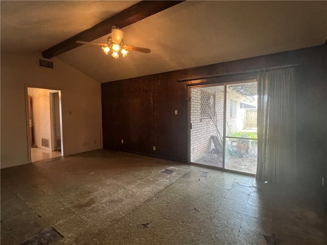 4901 French Dr, Corpus Christi, TX 78411