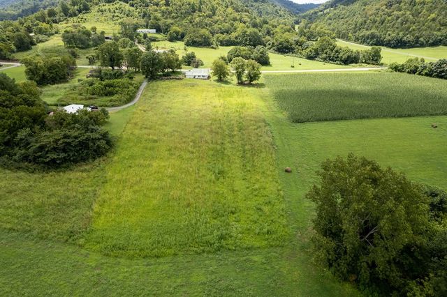 12493 Dodson Branch, Gainesboro, TN 38562
