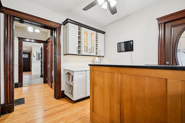 327 Central Street, Saugus, MA 01906