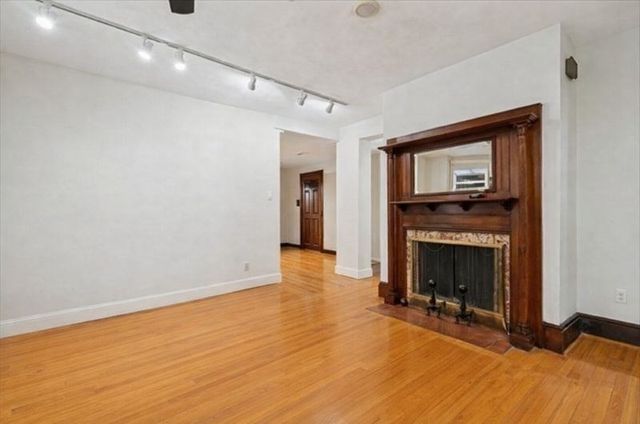 327 Central Street, Saugus, MA 01906