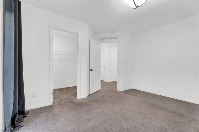 8028 Haywood Estate Avenue, Las Vegas, NV 89113