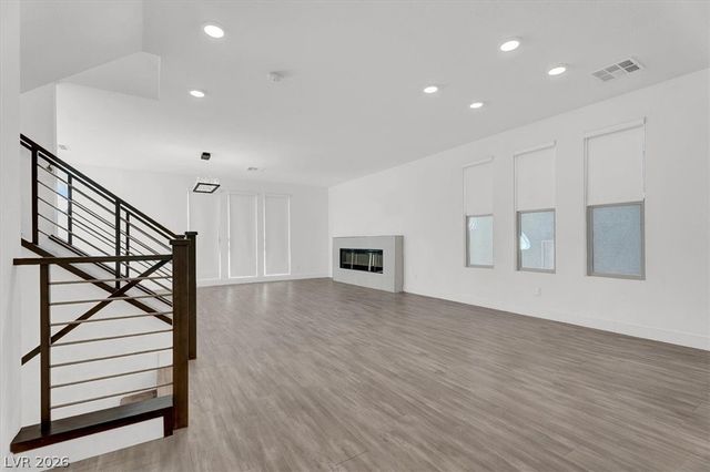 8028 Haywood Estate Avenue, Las Vegas, NV 89113