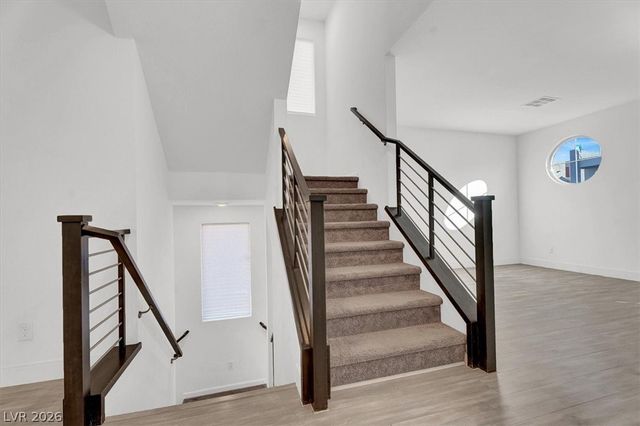 8028 Haywood Estate Avenue, Las Vegas, NV 89113