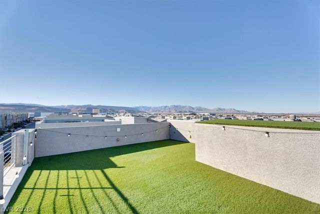 8028 Haywood Estate Avenue, Las Vegas, NV 89113