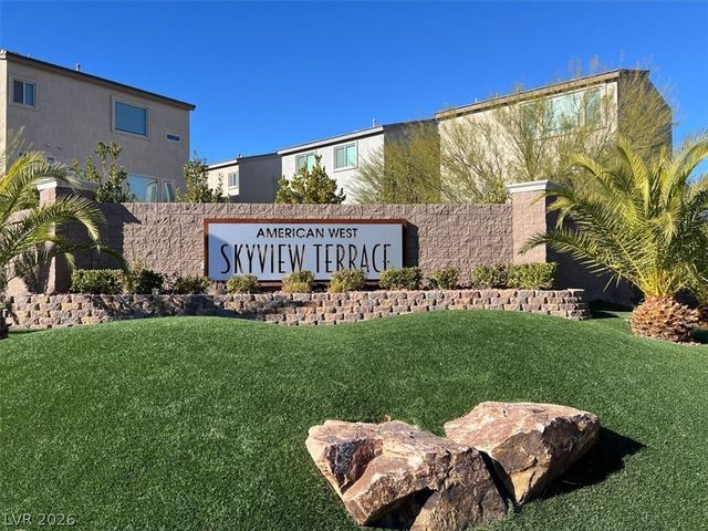 8028 Haywood Estate Avenue, Las Vegas, NV 89113