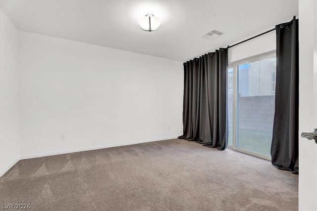 8028 Haywood Estate Avenue, Las Vegas, NV 89113