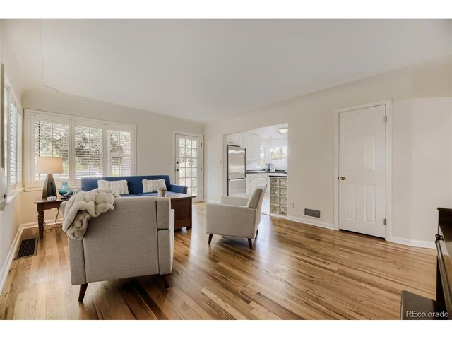 5611 S Hickory St, Littleton, CO 80120