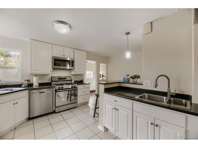 5611 S Hickory St, Littleton, CO 80120