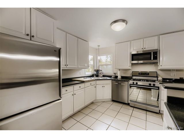 5611 S Hickory St, Littleton, CO 80120