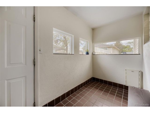 5611 S Hickory St, Littleton, CO 80120