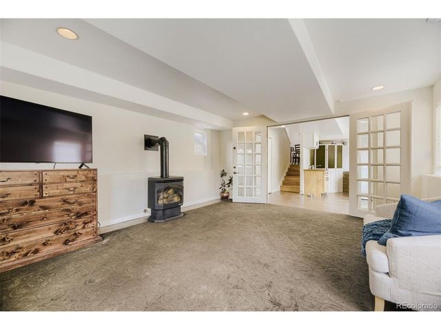 5611 S Hickory St, Littleton, CO 80120