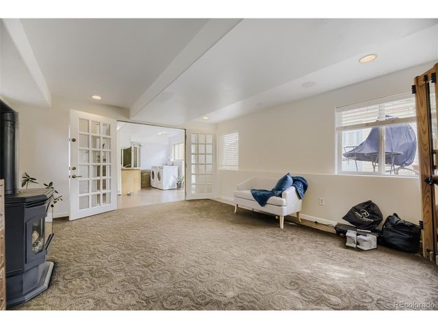 5611 S Hickory St, Littleton, CO 80120