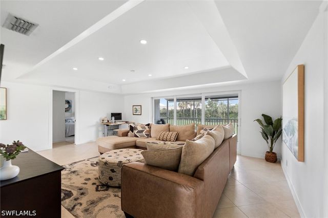 249 Memory LN 4, Naples, FL 34112