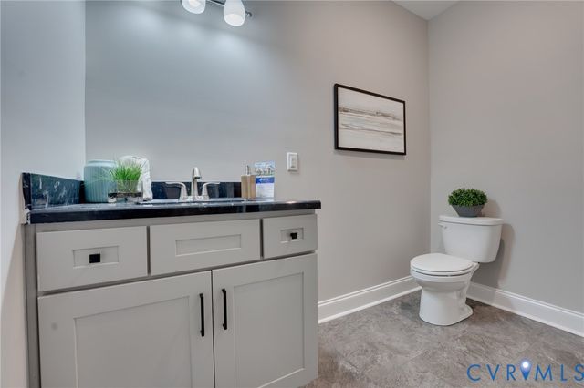 6412 Sanford Springs Cv, Midlothian, VA 23112