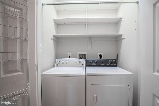 437 CLAYTON LN, Alexandria, VA 22304