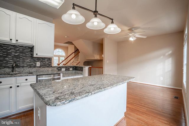 437 CLAYTON LN, Alexandria, VA 22304