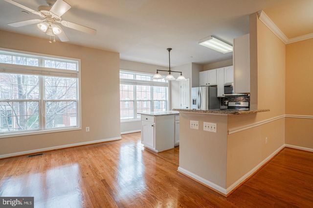 437 CLAYTON LN, Alexandria, VA 22304