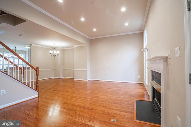 437 CLAYTON LN, Alexandria, VA 22304
