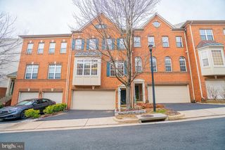 437 CLAYTON LN, Alexandria, VA 22304