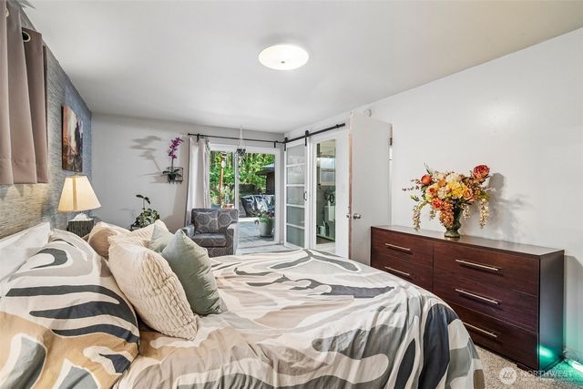 19604 10th Avenue NE, Shoreline, WA 98155