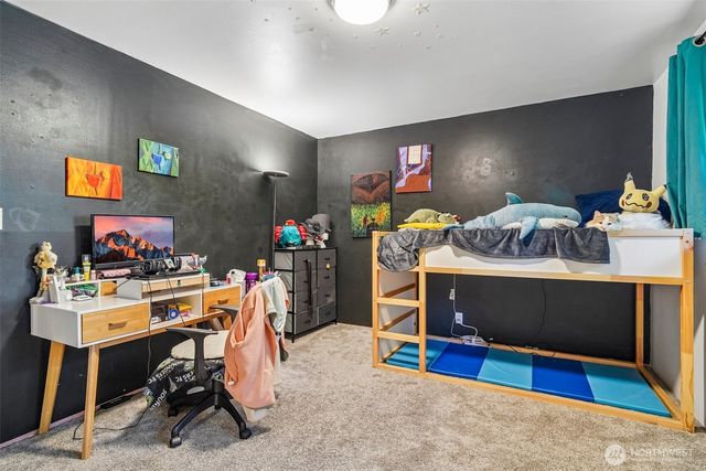 19604 10th Avenue NE, Shoreline, WA 98155