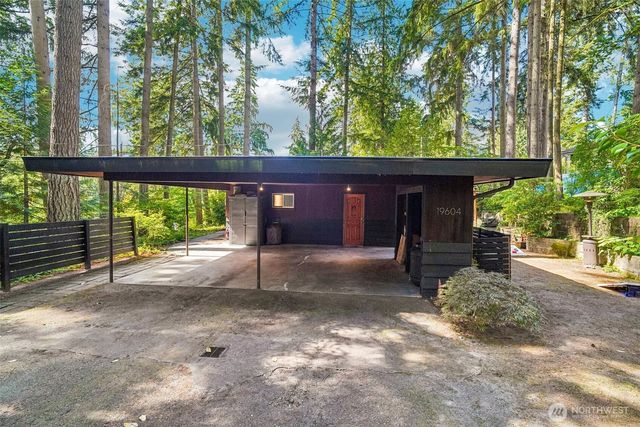 19604 10th Avenue NE, Shoreline, WA 98155