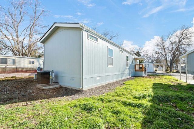 6850 Downing Road SPC 11, Central Point, OR 97502