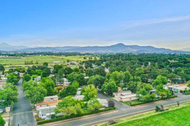 6850 Downing Road SPC 11, Central Point, OR 97502