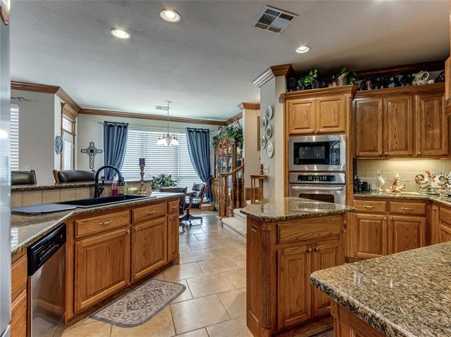 3332 Brierwood, Newcastle, OK 73065